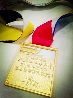 一场半马，八碗鸡汤