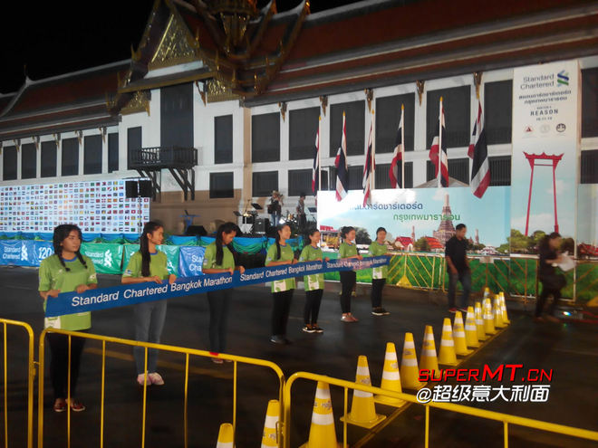 送给自己的生日礼物-2014渣打曼谷马拉松之旅