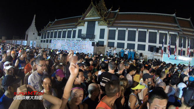 送给自己的生日礼物-2014渣打曼谷马拉松之旅