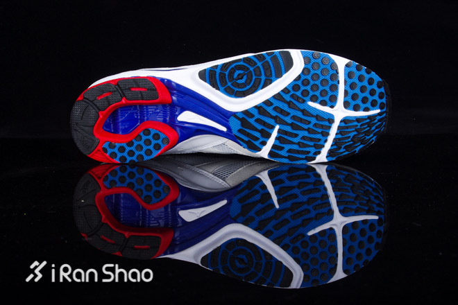 ​低调的加速引擎—Mizuno美津浓WAVE SPACER DYNA WIDE开箱评测