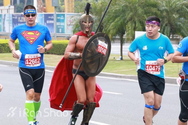 深圳放韧跑，马拉松“嘉年华”