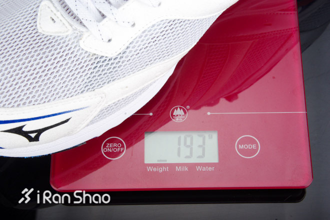 ​低调的加速引擎—Mizuno美津浓WAVE SPACER DYNA WIDE开箱评测