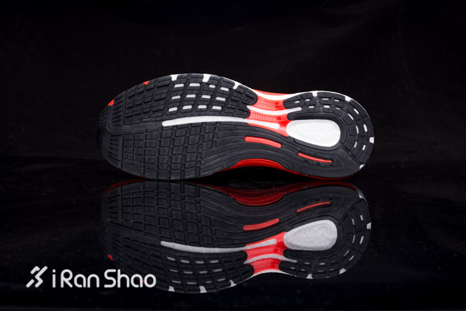 被驯服的引路者—adidas阿迪达斯Supernova Sequence Boost跑鞋开箱评测