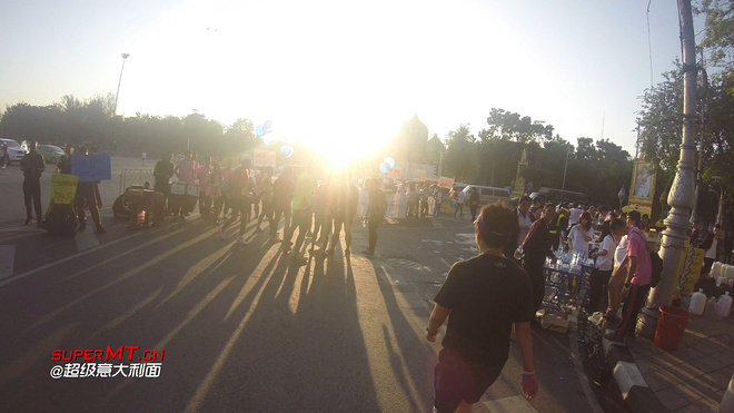 送给自己的生日礼物-2014渣打曼谷马拉松之旅