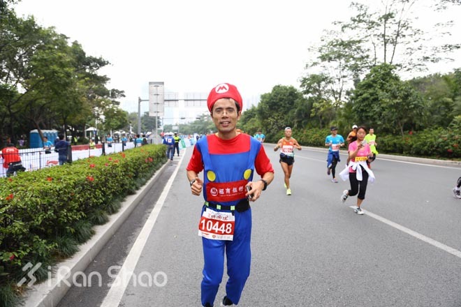 深圳放韧跑，马拉松“嘉年华”
