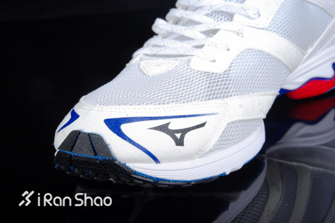 ​低调的加速引擎—Mizuno美津浓WAVE SPACER DYNA WIDE开箱评测