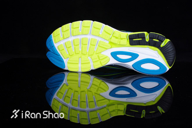 ​稳定代表—Saucony圣康尼Ride 7全掌避震跑鞋开箱评测