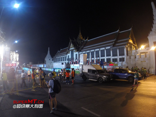 送给自己的生日礼物-2014渣打曼谷马拉松之旅