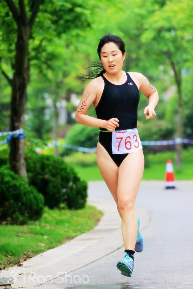 跑马打铁女学霸，90后孙世怡不愁嫁