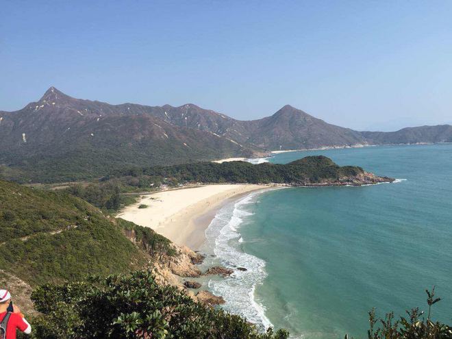 奔跑在地狱与天堂间，完赛2015香港100