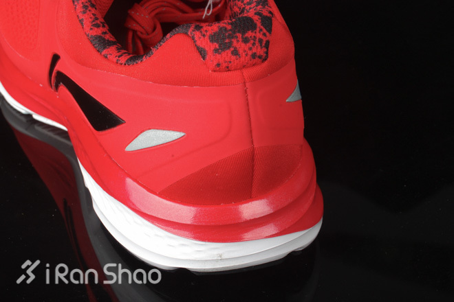 开箱 | 云的新彼端，李宁云二代跑鞋