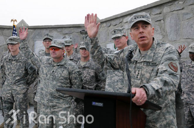 跑步、美军上将和他的红颜知己