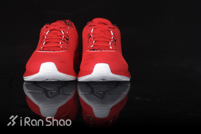 开箱 | 云的新彼端，李宁云二代跑鞋