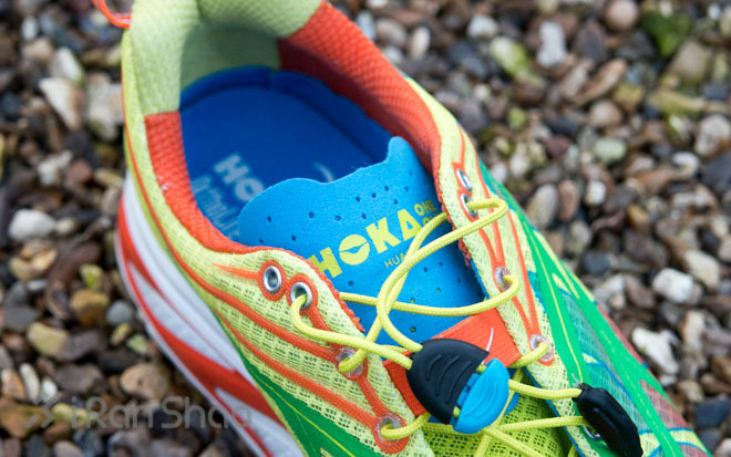 HOKA One One Huaka 跑鞋 跑在棉花糖上