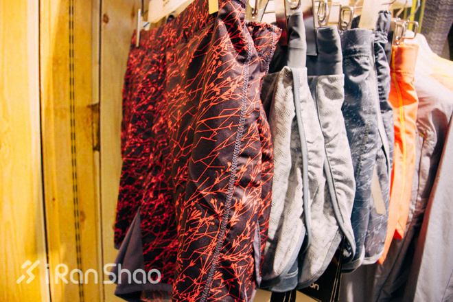 当我走进跑步店的时候都会看什么？