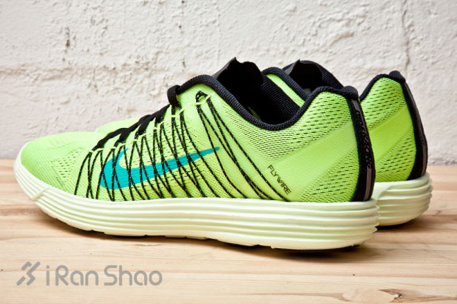 新品 | 179 克的灵魂 Nike LunaRacer+ 3 的脚下生风