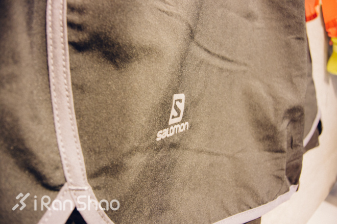 当我走进跑步店的时候都会看什么？