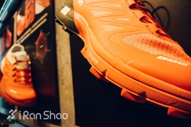 当我走进跑步店的时候都会看什么？