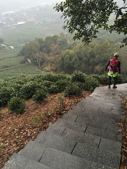 记首个越野赛HZ100体验《不止于此》