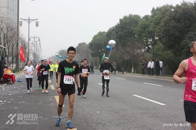 无锡首全马记（哪里跌倒，哪里爬起，明年无马再见）