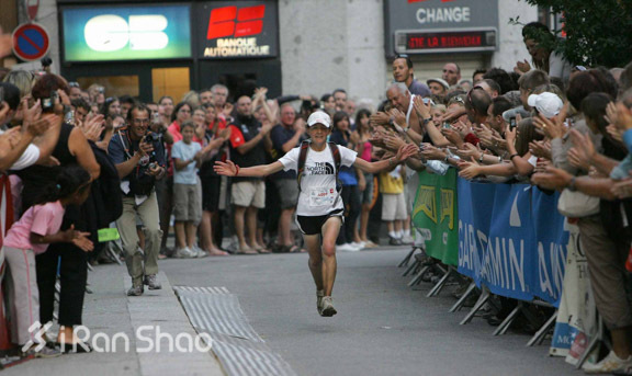 书影音 | 女学霸如何成为山野女王，Lizzy Hawker的跑步人生