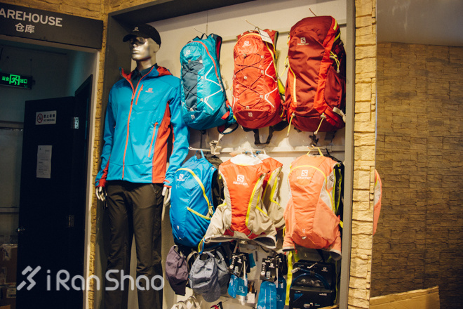 当我走进跑步店的时候都会看什么？