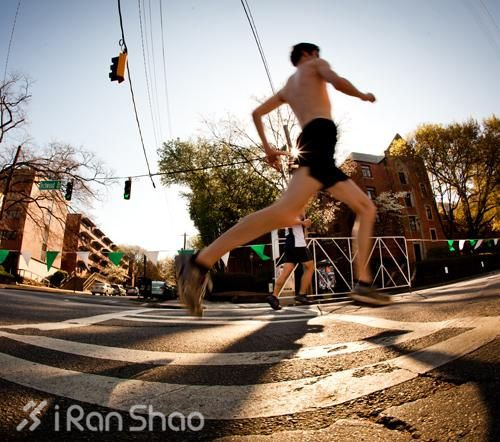 愚人节不愚人 | 运动中常见的营养补给误区