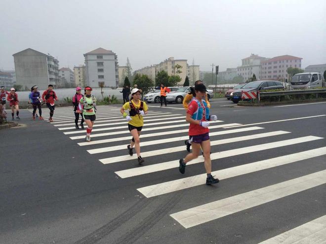 “明年再来！”