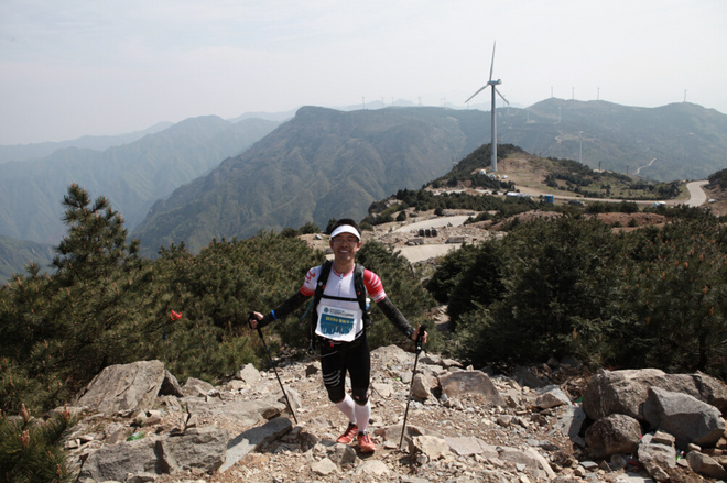 ​柴古唐斯——“揍你一顿”的虐与美