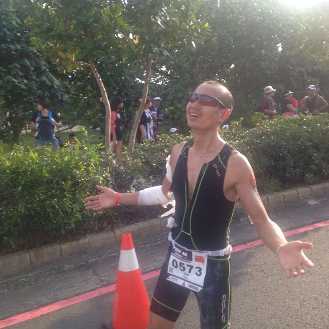 当上帝给你一条缝－－吴栋（简爱跑步营）