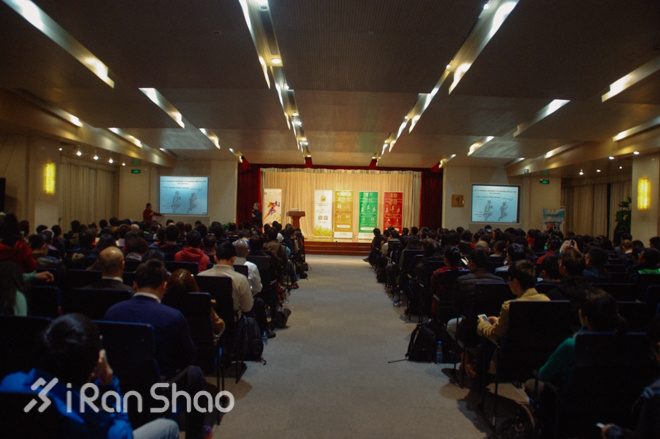 现场 | 该怎么跑？ 听罗曼诺夫博士说姿势跑步法