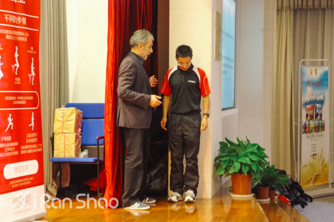 现场 | 该怎么跑？ 听罗曼诺夫博士说姿势跑步法