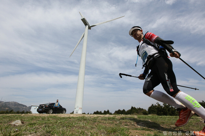 ​柴古唐斯——“揍你一顿”的虐与美