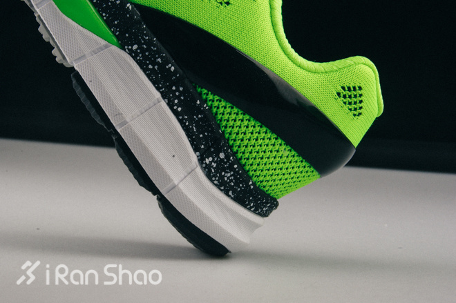 开箱 | 必迈 001：一双极佳的 10K 跑鞋？