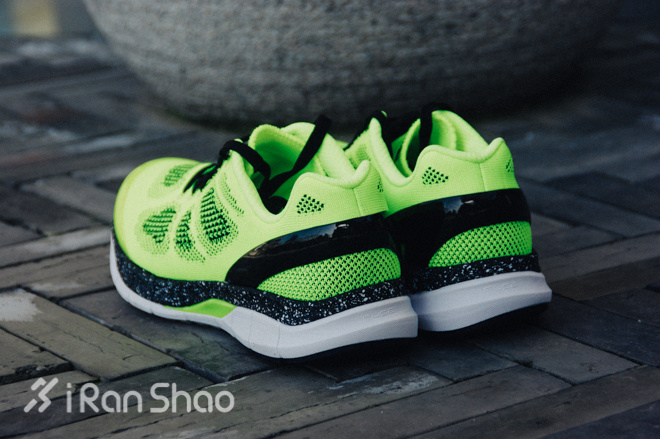 开箱 | 必迈 001：一双极佳的 10K 跑鞋？