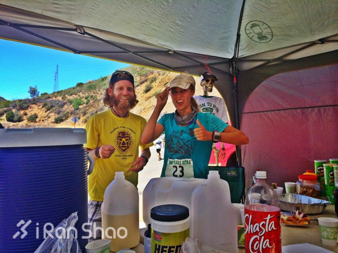 知识 | ​超马跑者的补给与恢复