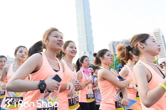 台北 | 更美也更赞  2015 NIKE 台北女子半程马拉松