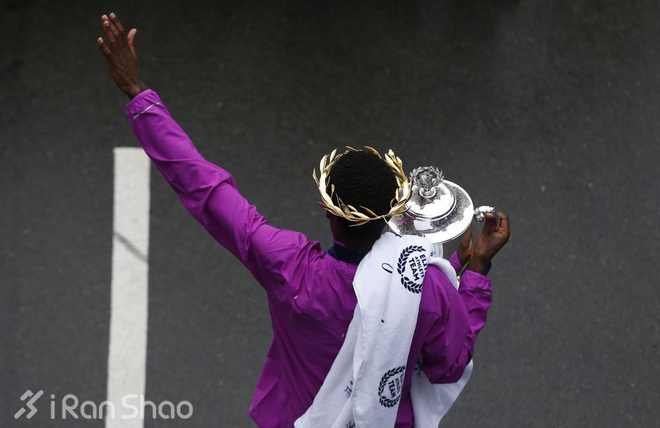 波士顿梦想 | 第119届波士顿马拉松的11个瞬间