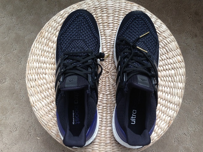 ​​我把塑胶跑道穿在了脚下——Adidas Ultra Boost的“色香味”