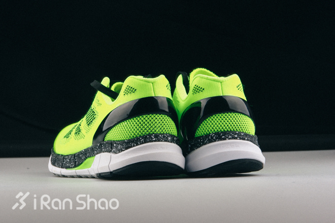 开箱 | 必迈 001：一双极佳的 10K 跑鞋？