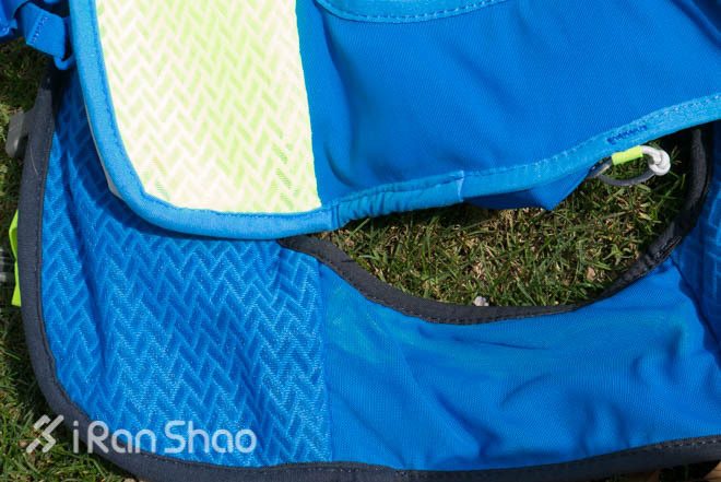 ​评测 | 越野双子星：Nathan VaporCloud & VaporAir 越野水袋背包