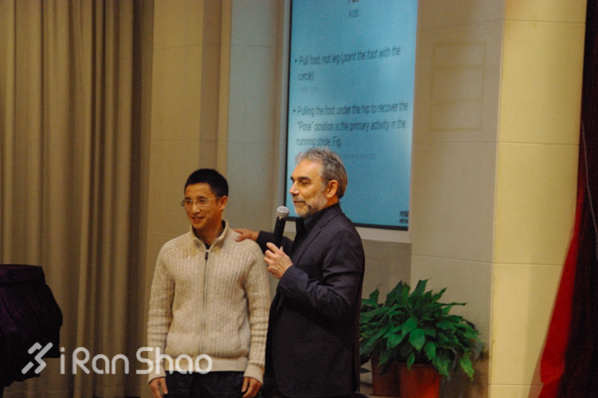 现场 | 该怎么跑？ 听罗曼诺夫博士说姿势跑步法