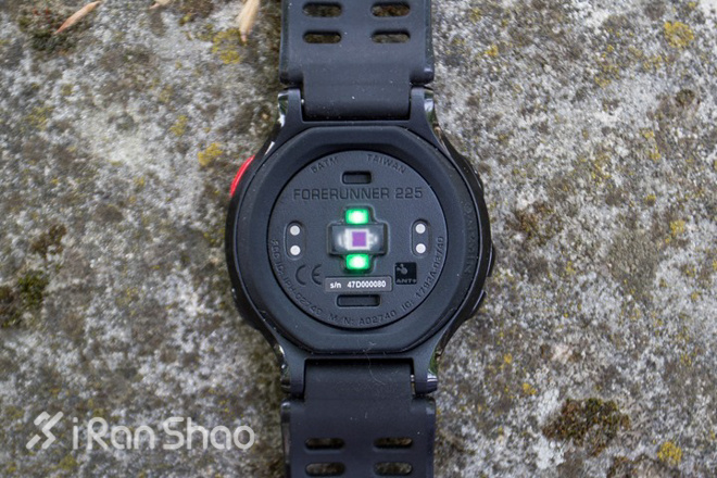 新品 | Garmin FR 225：光学心率传感器强力加持