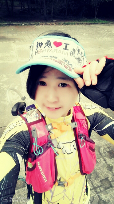 活跃山间的娇粉精灵——Nathan VaporAiress 轻量水袋背包测评