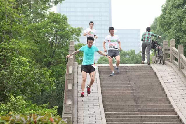 Hi跑嗨了，豪世华邦·2015城市Hi跑开赛无限嗨！