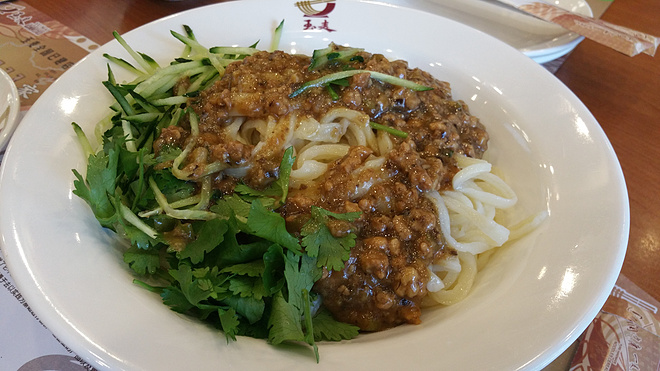 营口鲅鱼圈马拉松刷PB纪念我逝去的爱情（中英文对照）