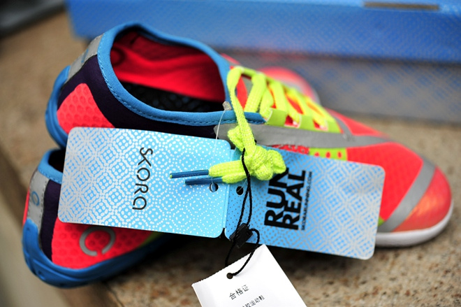 装备众测 | 少女心，糖果粉——Skora Phase 开箱贴