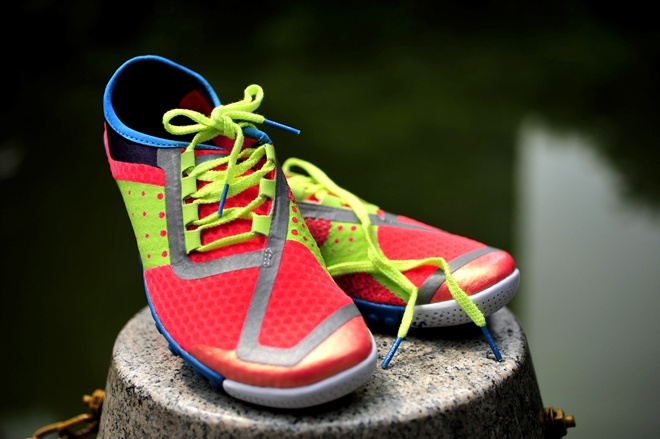 装备众测 | 少女心，糖果粉——Skora Phase 开箱贴