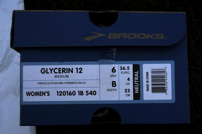 漫步云端 缓震界的劳斯莱斯——Brooks Glycerin 12深度测评