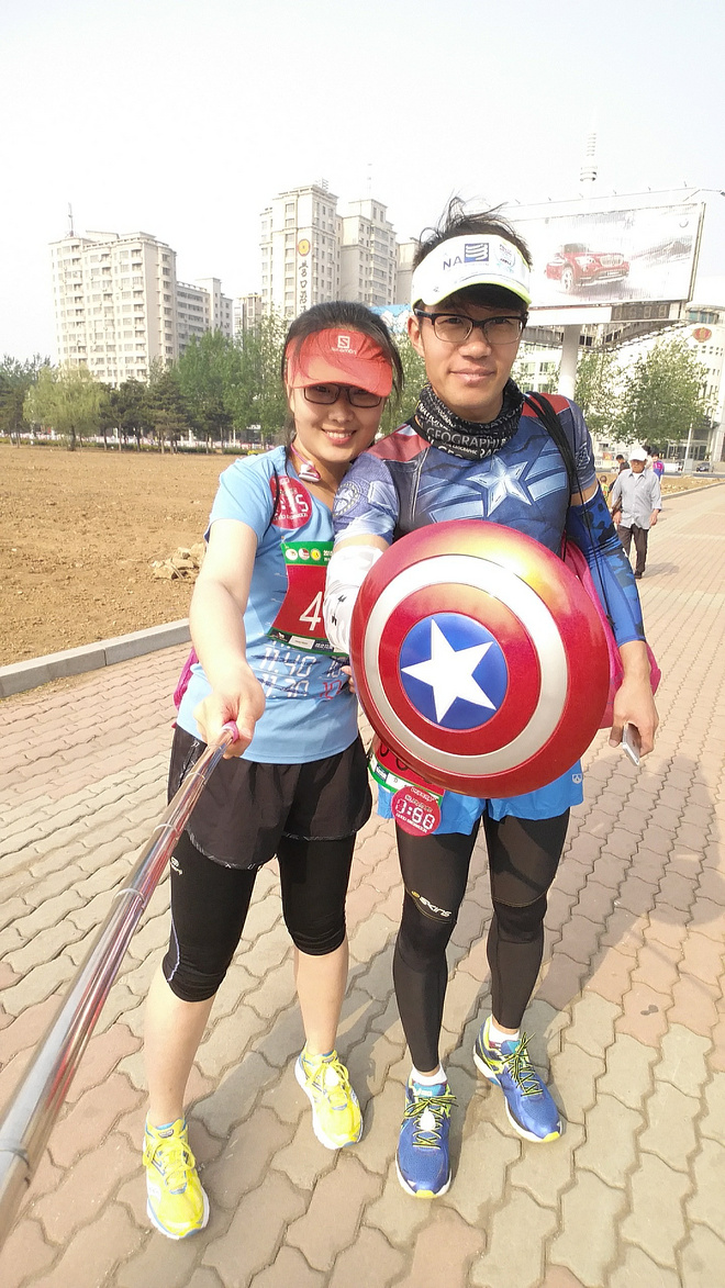 营口鲅鱼圈马拉松刷PB纪念我逝去的爱情（中英文对照）